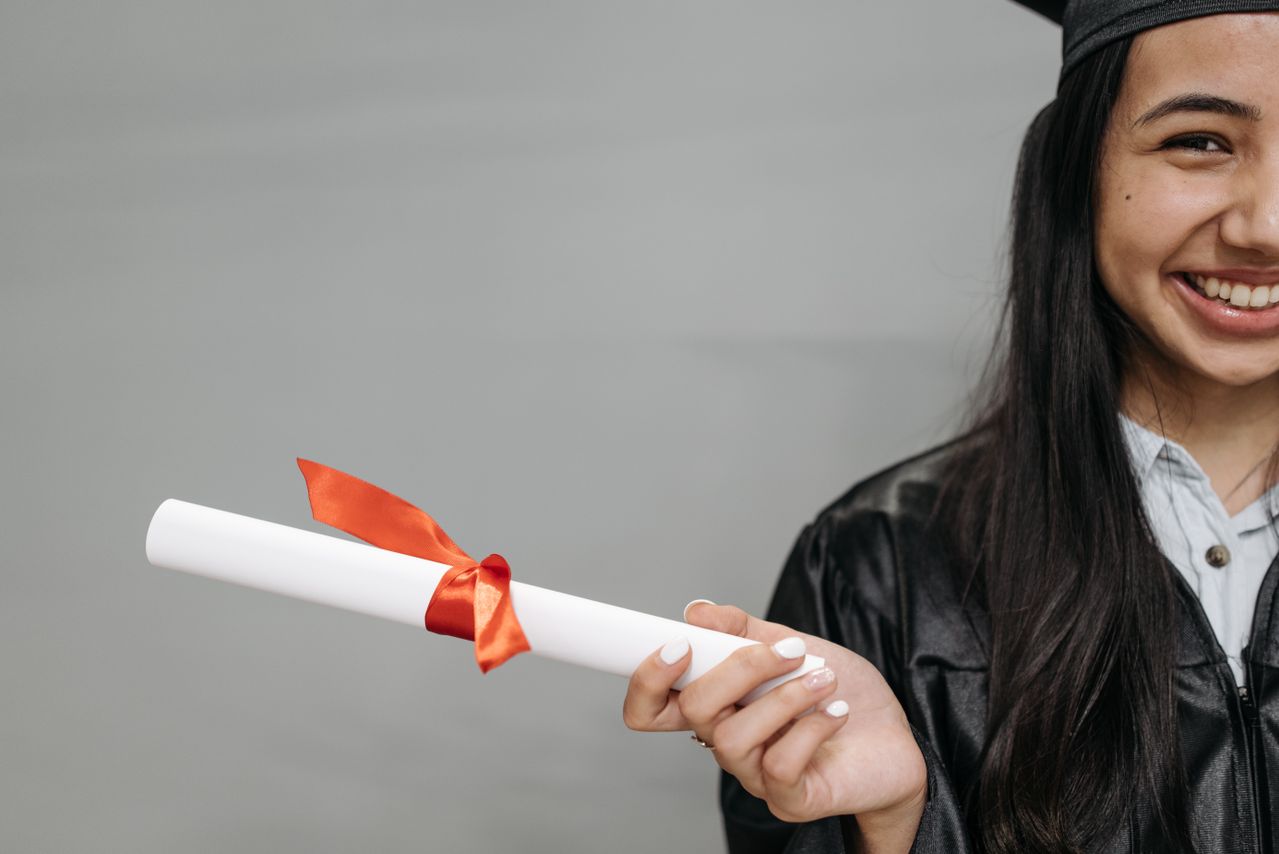 UK Masters vs. US Masters: Which Online Program Offers the Best ROI?