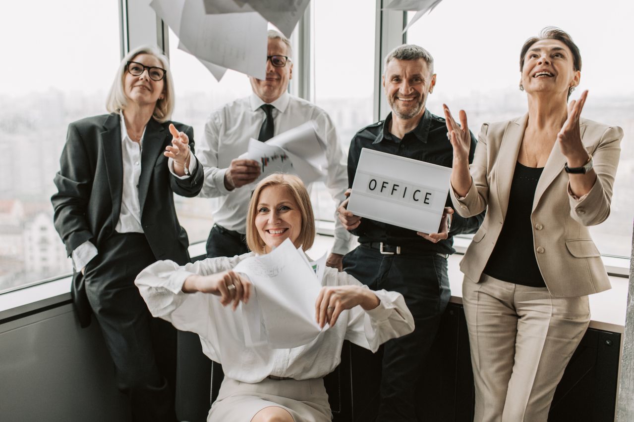 The Career Fast-Track: 10 High-Leverage Moves to Secure a Promotion Anywhere