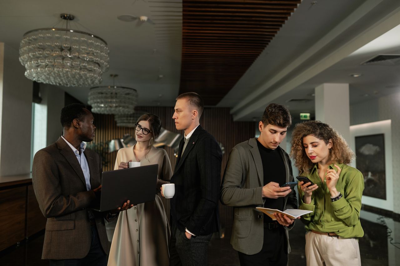 How to Build a High-Leverage Personal Brand on LinkedIn in Under 30 Minutes a Week