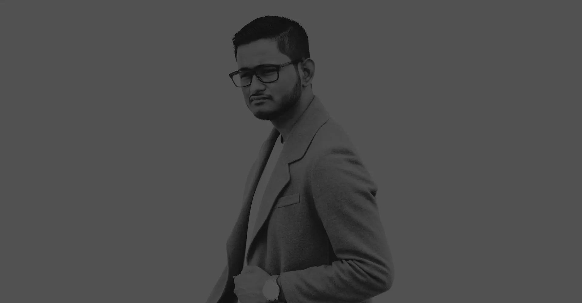 BRING AN INTERNATIONAL ACADEMIC TITLE TO THE TABLE 