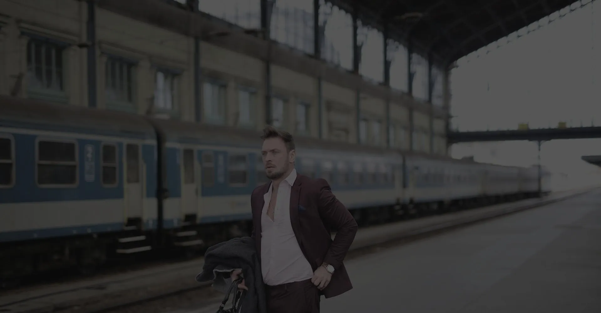 BRING AN INTERNATIONAL ACADEMIC TITLE TO THE TABLE 