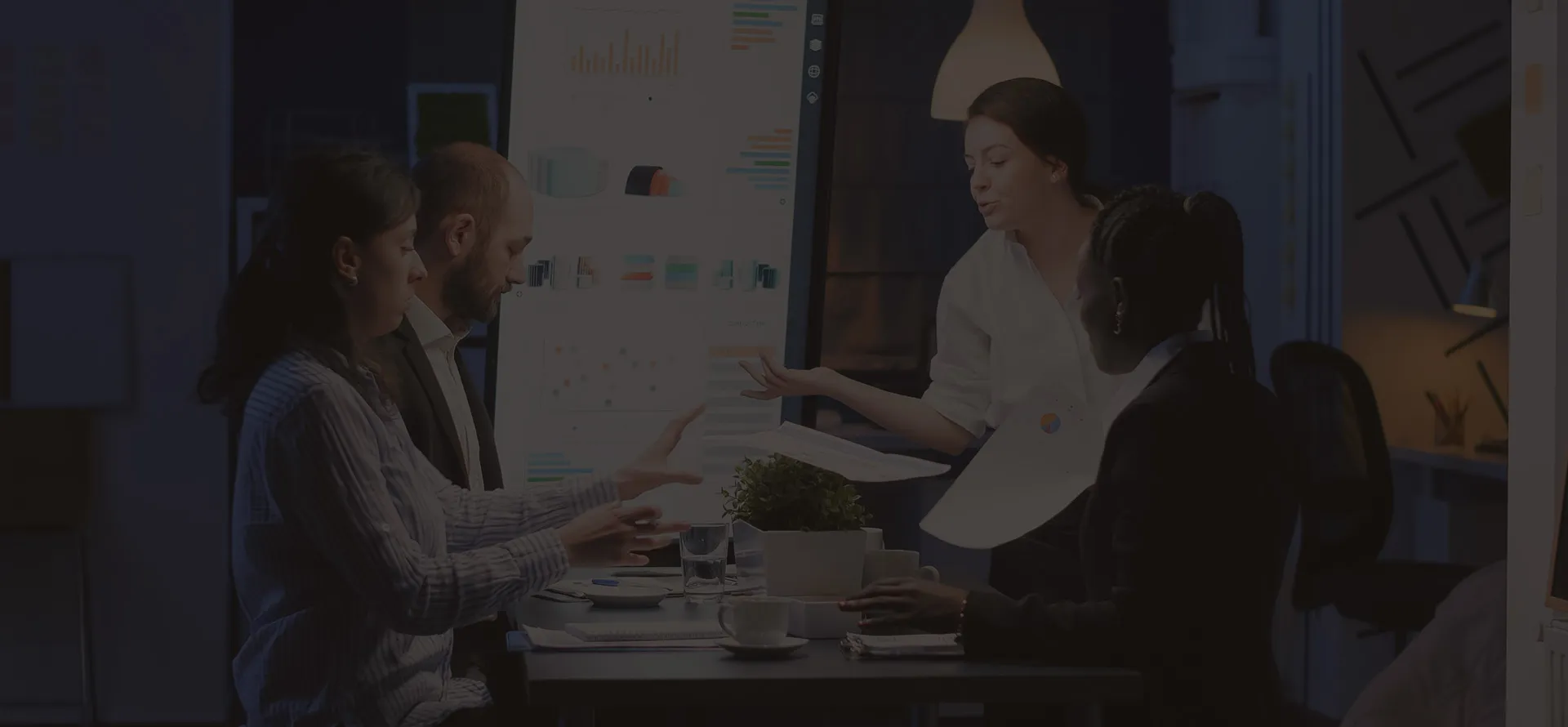 BECOME A VISIONARY LEADER WITH AN ONLINE DBA! 